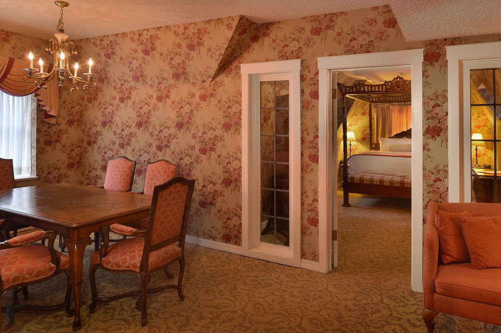Seven Gables Inn, St Louis West, A Tribute Portfolio Hotel Clayton Cameră foto